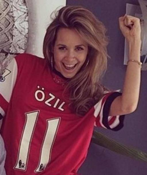 Mandy ostenta(va) il suo amore per l&#39;Arsenal, il club in cui zil gioca dalla scorsa estate
